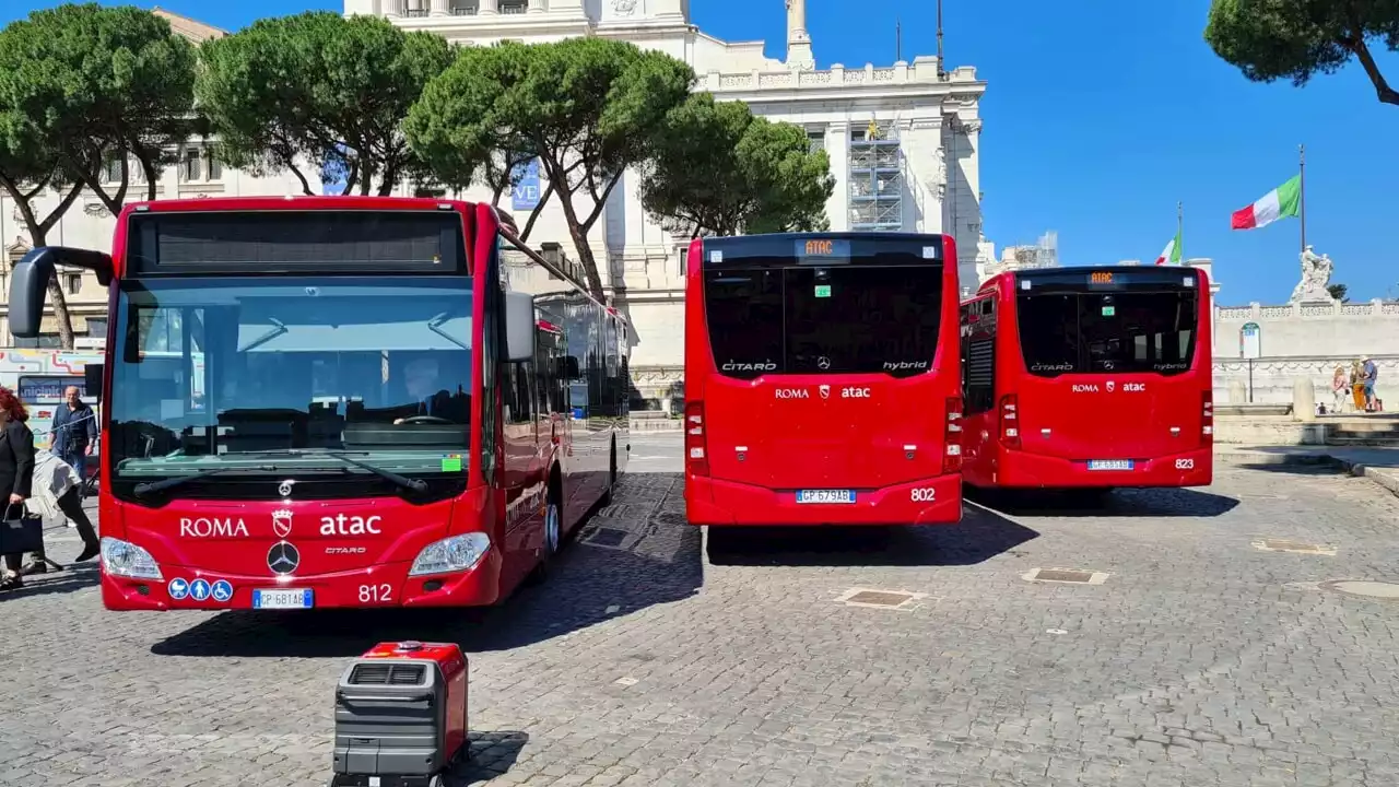 Autobus ibridi, i primi 26 già in servizio: sostituiscono mezzi con oltre 15 anni