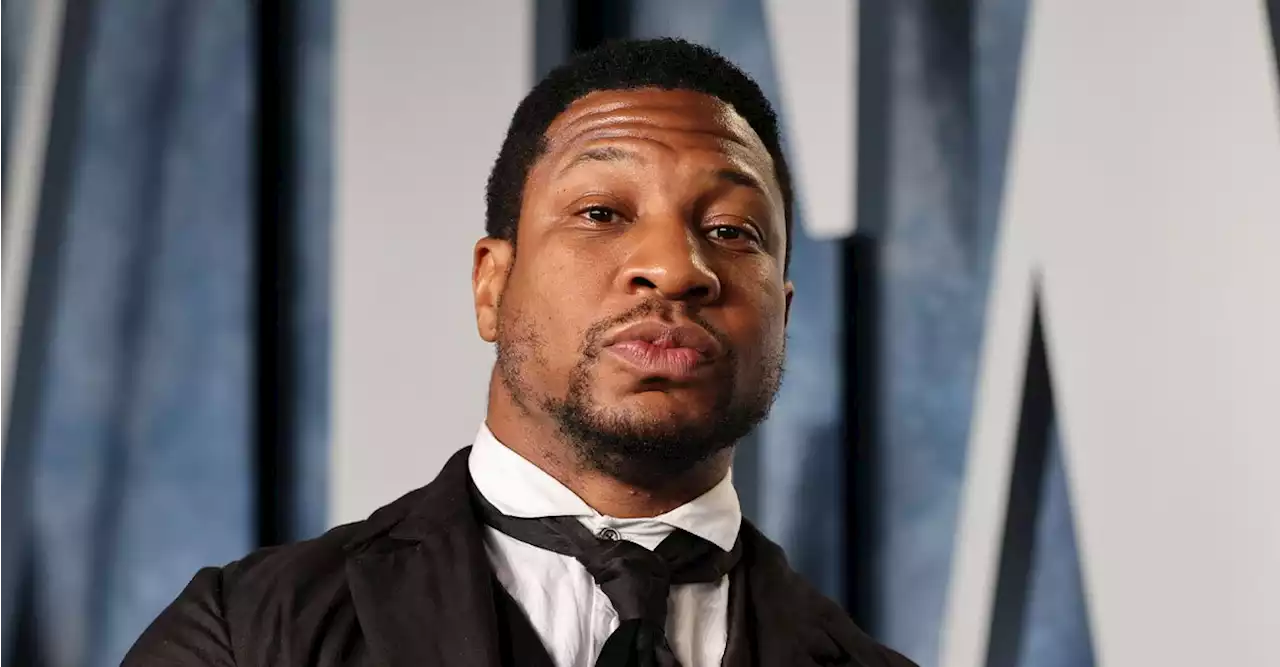 Abogada de Jonathan Majors dice que fue arrestado por 'motivos racistas' | Tomatazos