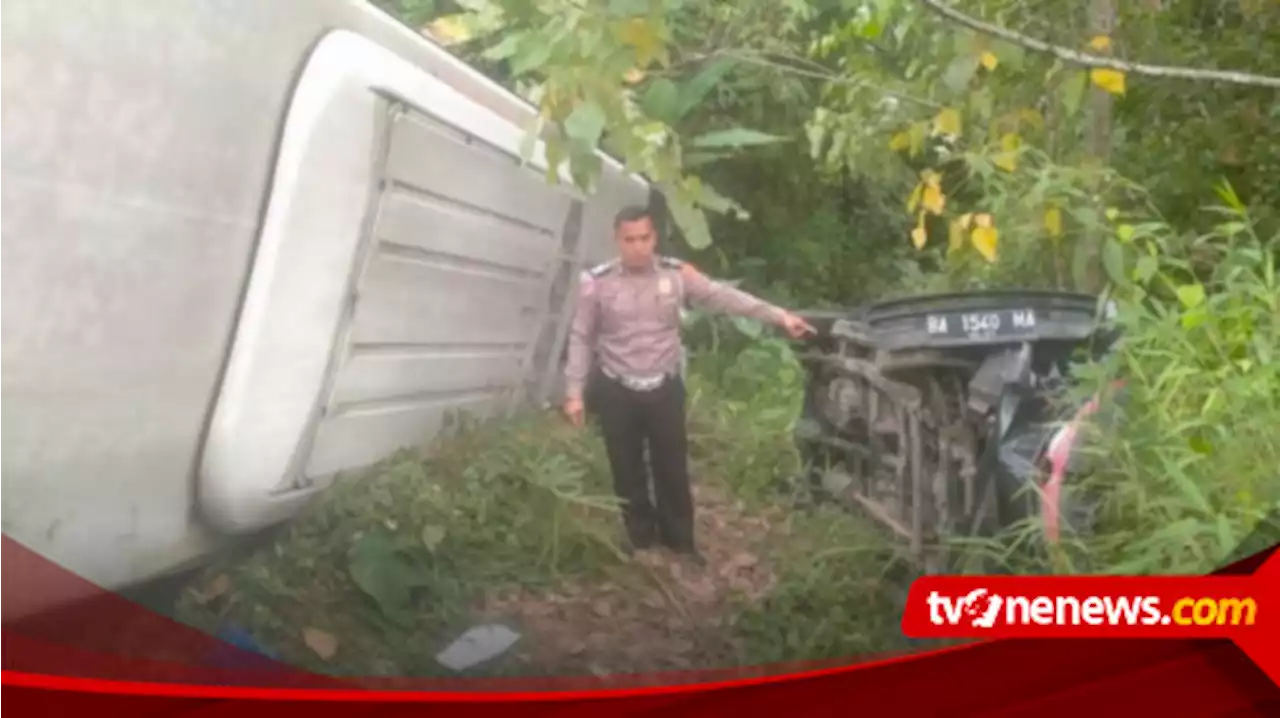 Bus dan Avanza Terjun ke Jurang Sedalam 20 Meter di Tapanuli Utara, Sopir Tewas