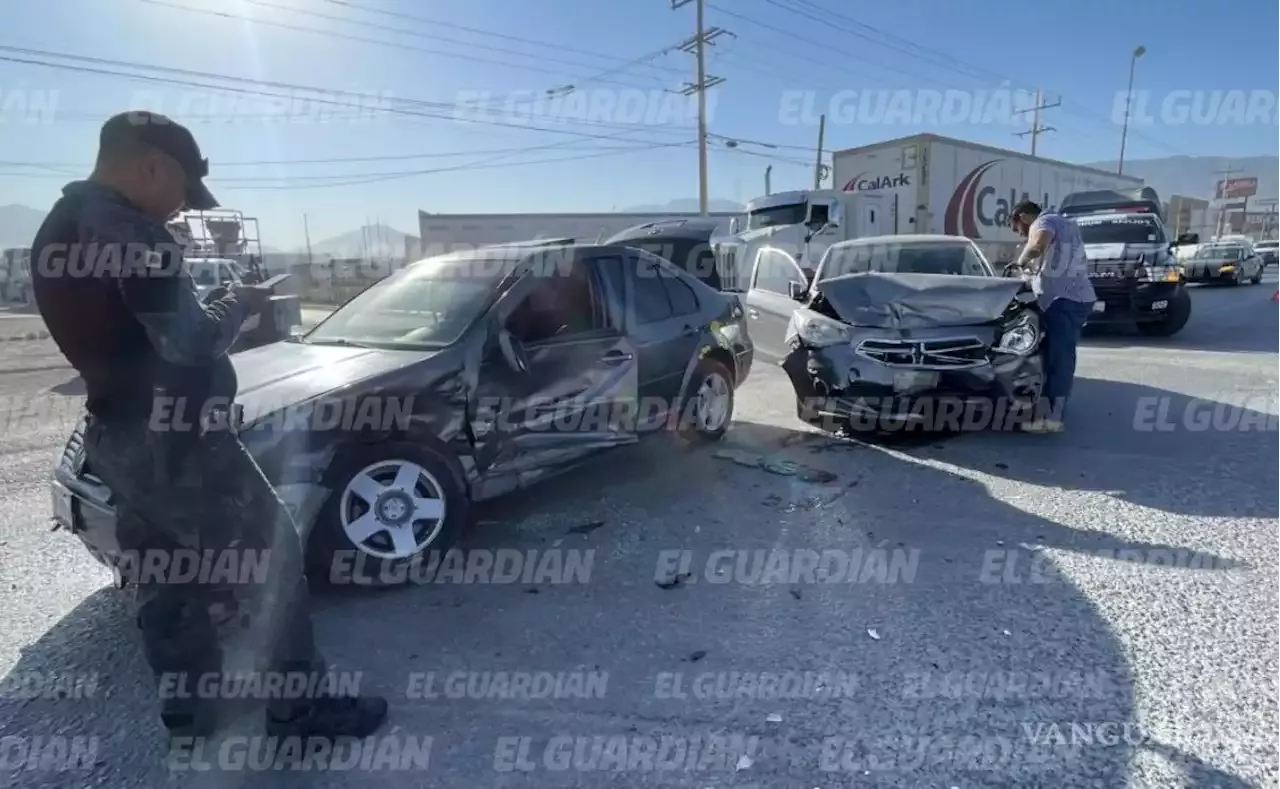 Imprudente Conductor Provoca Accidente En El Libramiento Óscar Flores Tapia 9918