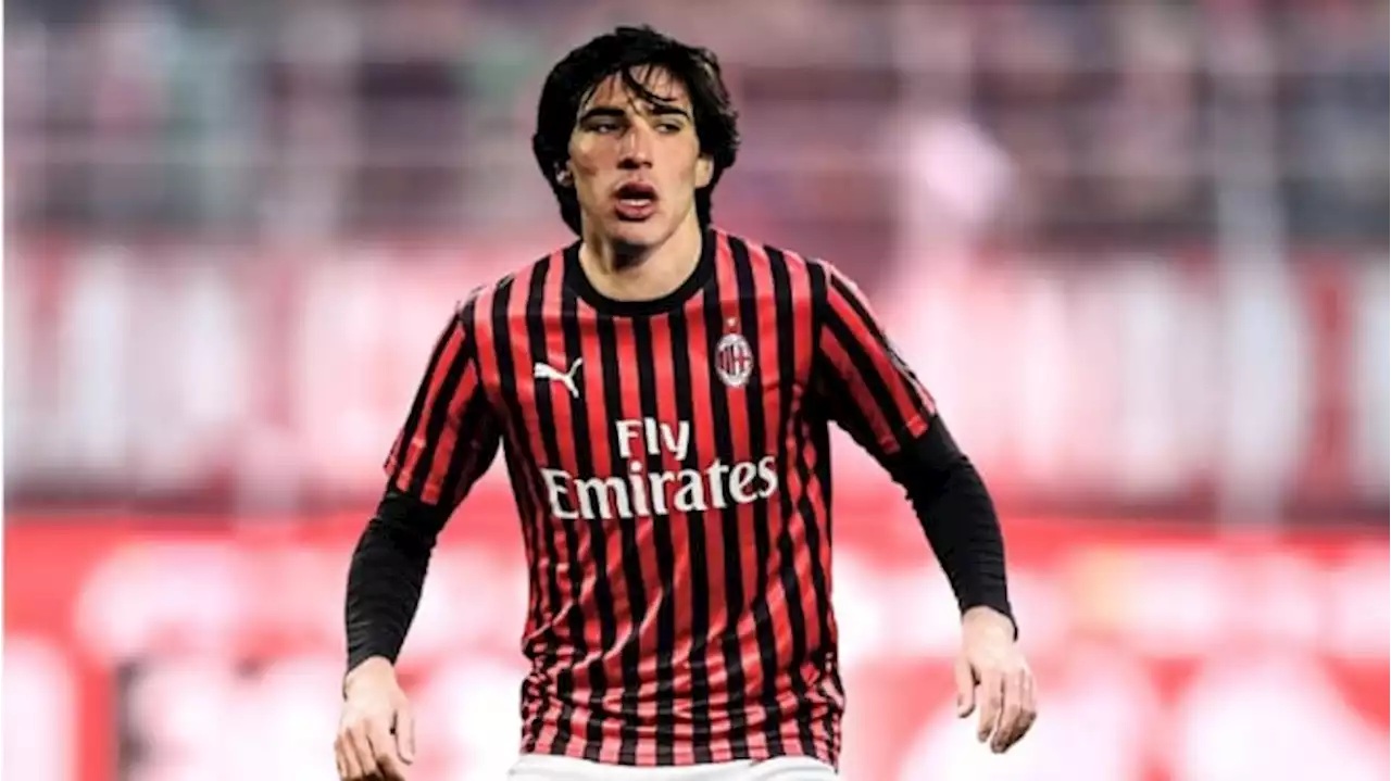 Sandro Tonali Menangis karena Dijual AC Milan ke Newcastle United