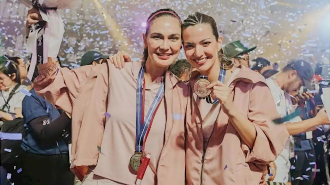 Potret Luna Maya-Nia Ramadhani Juara Lagi-Lagi Tenis, Cantik dan Sumringah Banget!