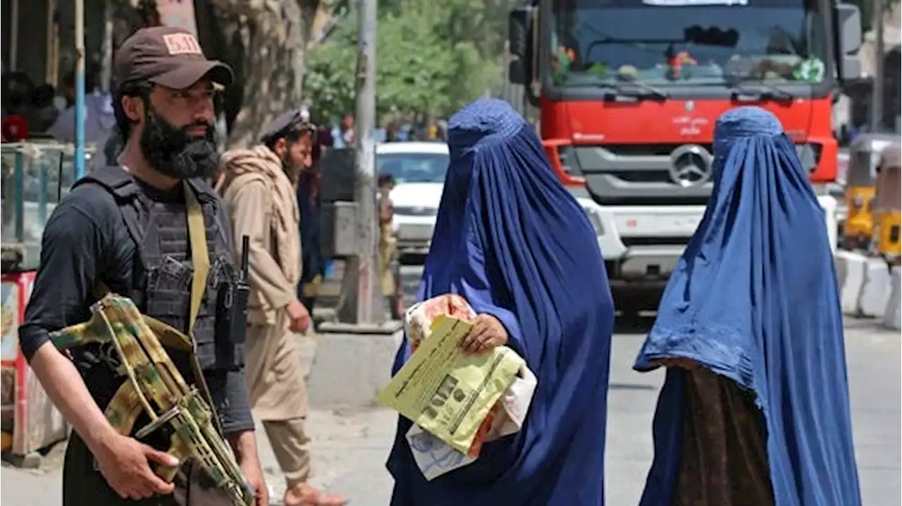 رهبر طالبان: زنان افغانستان از زندگی راحت و شکوفا برخوردارند