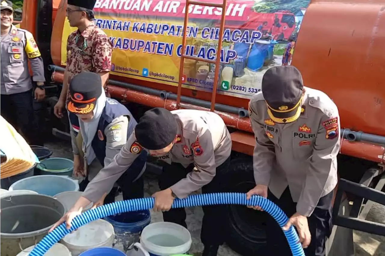 Cilacap bentuk satgas salurkan air untuk warga terdampak kekeringan