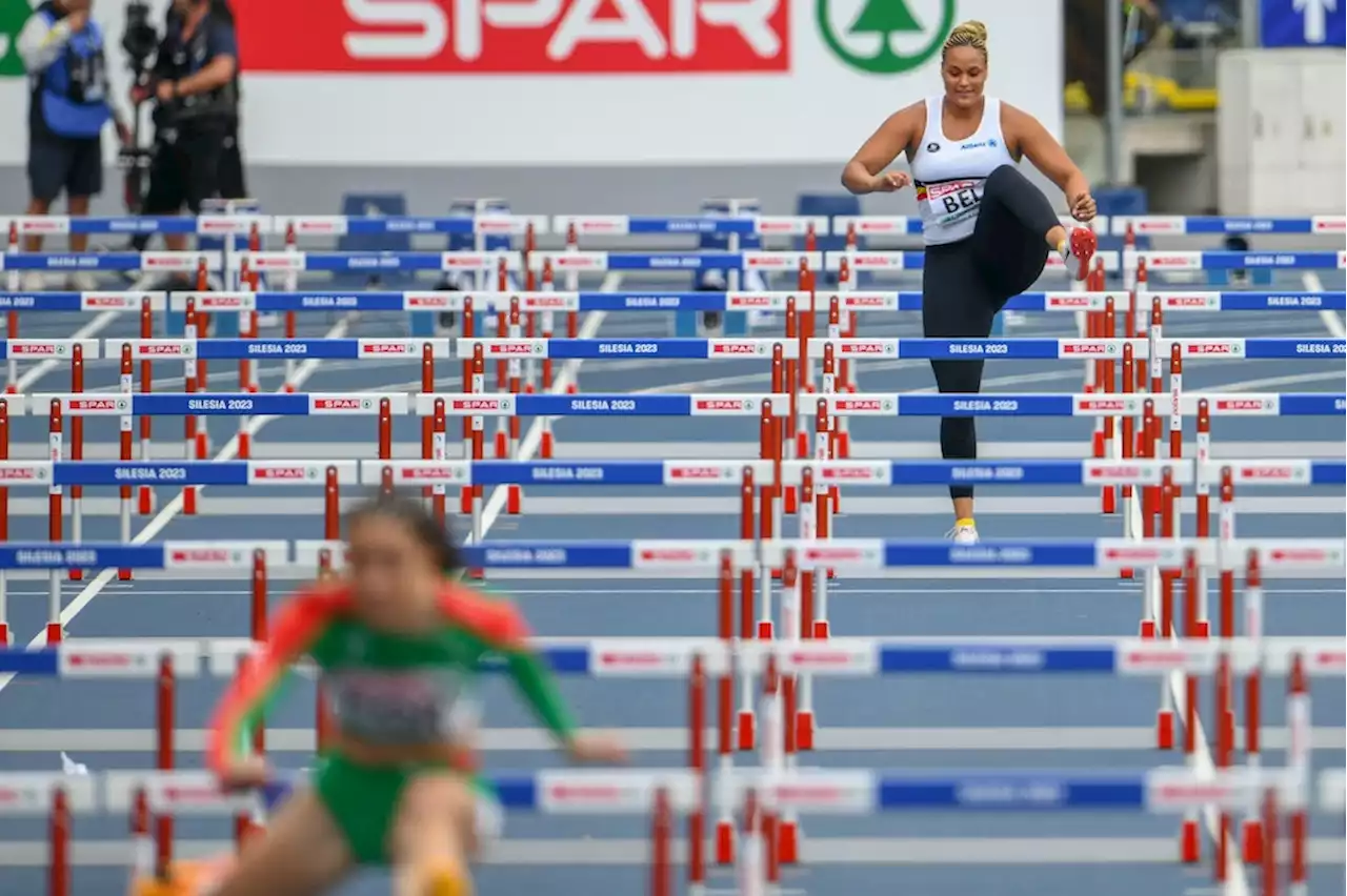 Kurioses Video: Kugelstoßerin Boumkwo legt Hürdensprint in Zeitlupe hin