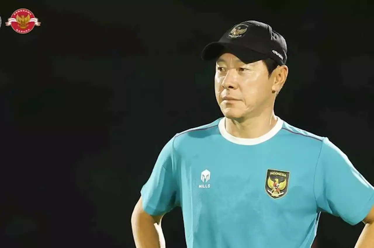 Reaksi Netizen Indonesia Usai Kontrak Shin Tae-yong Cuma Diperpanjang 6 Bulan - Bolasport.com