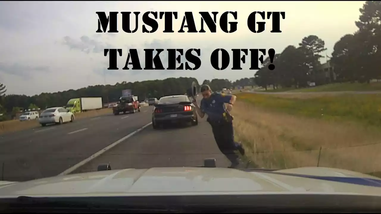 Catch Me If You Can: Ford Mustang Goes Into Ghost Mode On Arkansas Police In Broad Daylight | Carscoops