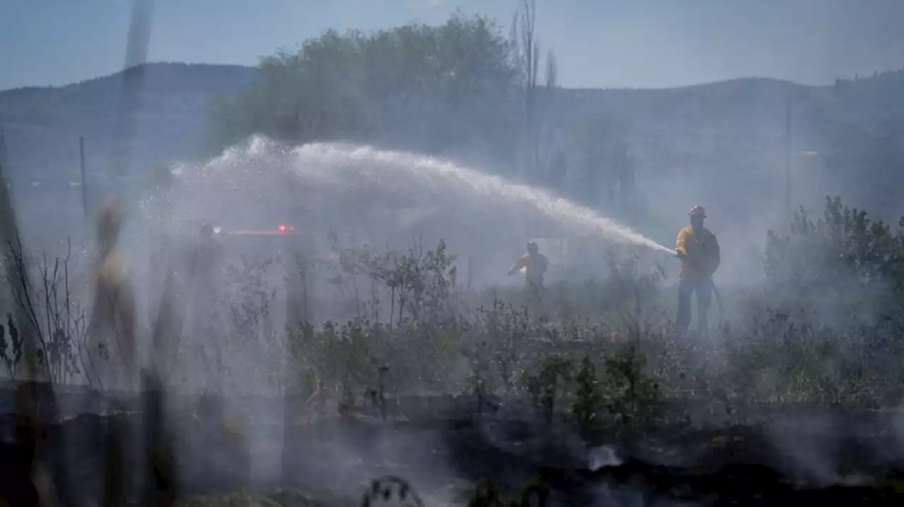 As Canada's wildfires intensify, recruiting firefighters is tougher