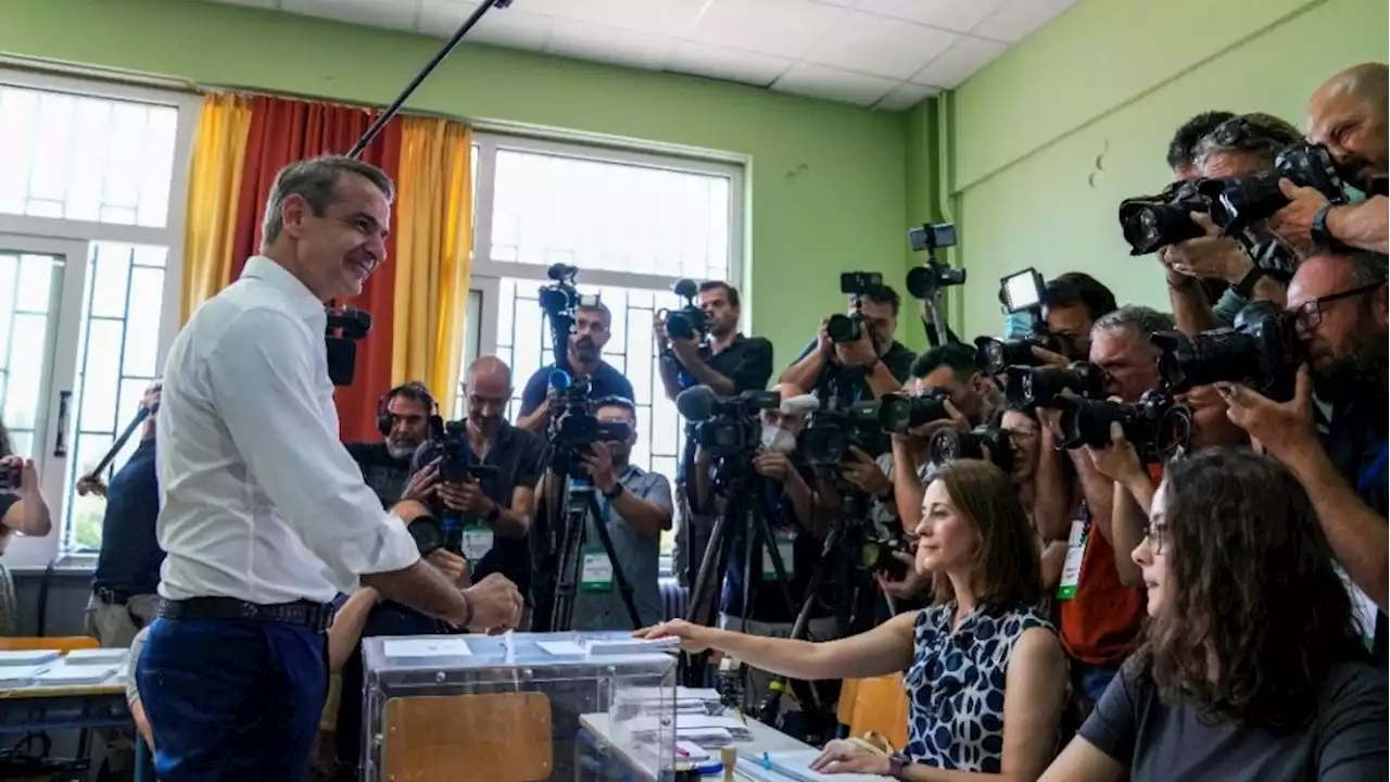 Conservative New Democracy party wins landslide victory in Greek elections for second 4-year term