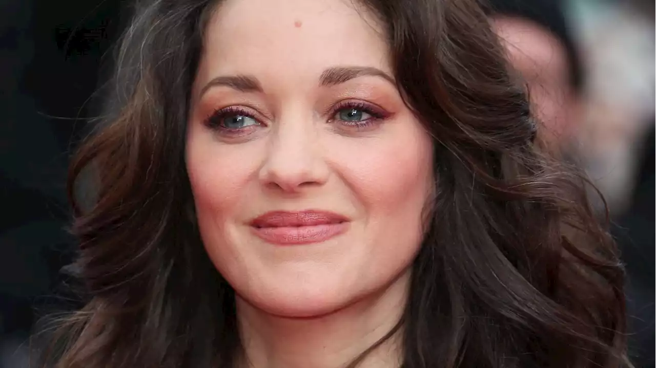 Marion Cotillard apporte son 'soutien absolu' aux Soulèvements de la Terre, dissous par le gouvernement