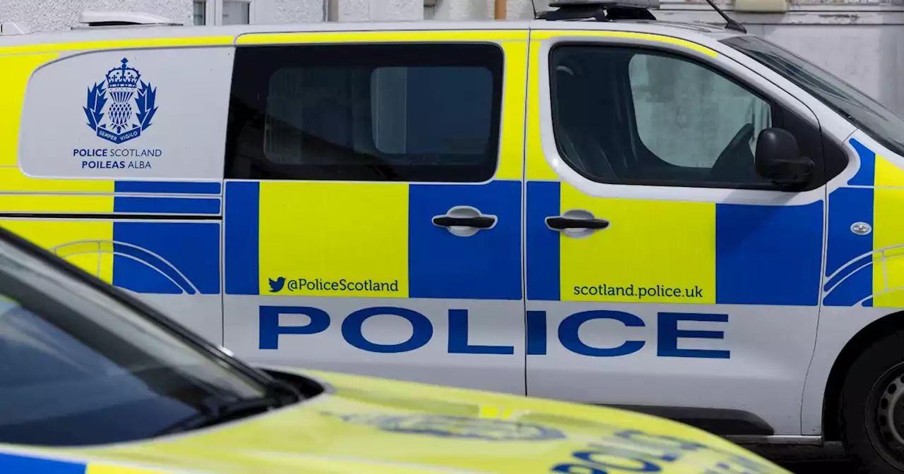 Glasgow police and fire service issue advice as 999 calls 'not connecting'