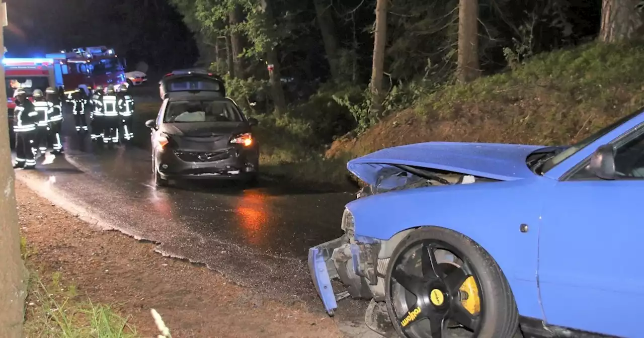 Autos stießen in Bad Kötzting frontal zusammen - idowa