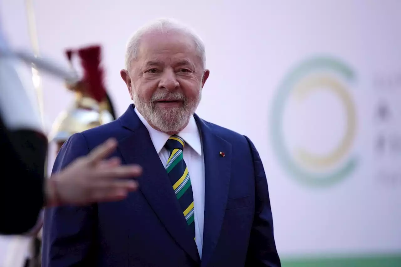 Lula chega a Brasília após terceira viagem à Europa