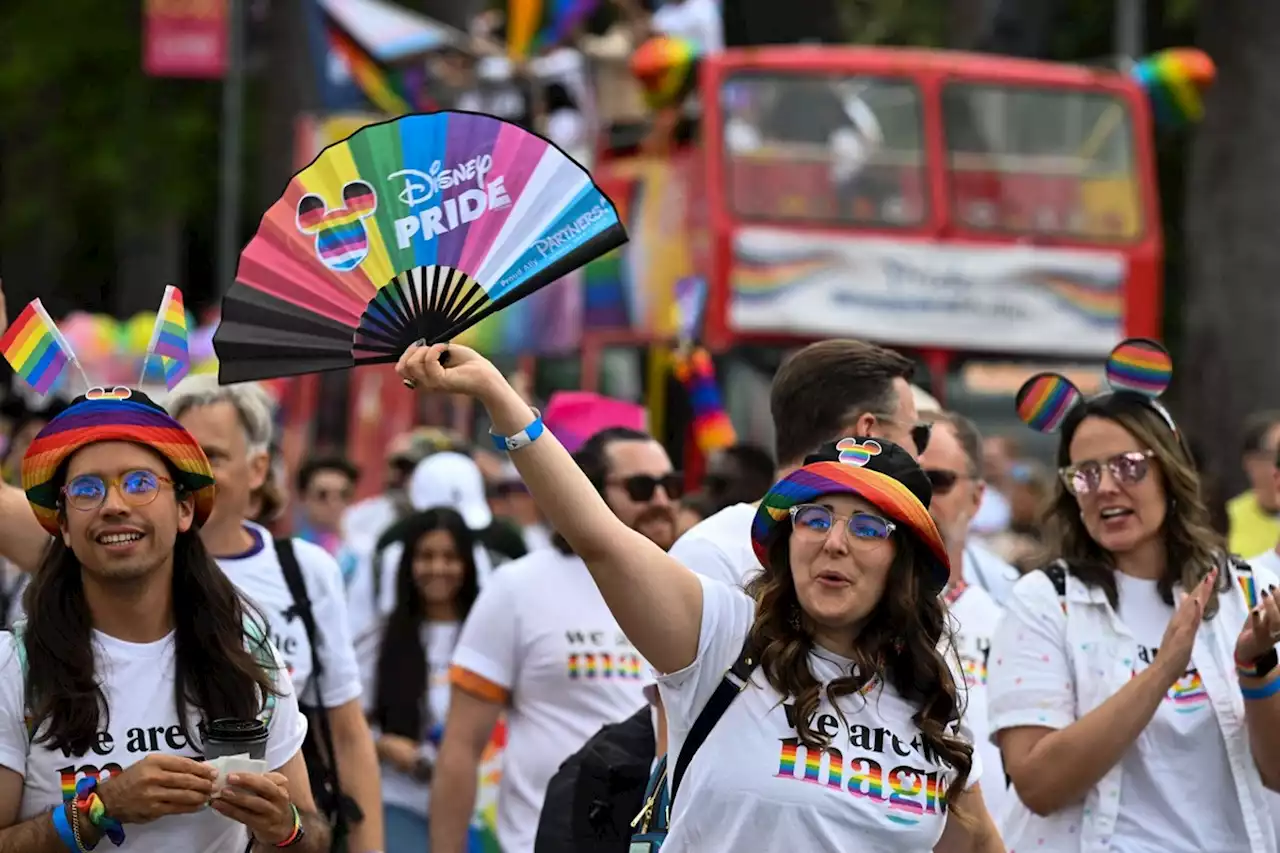 No mês do Orgulho LGBTQIA+, empresas de EUA e Brasil enfrentam guerra cultural