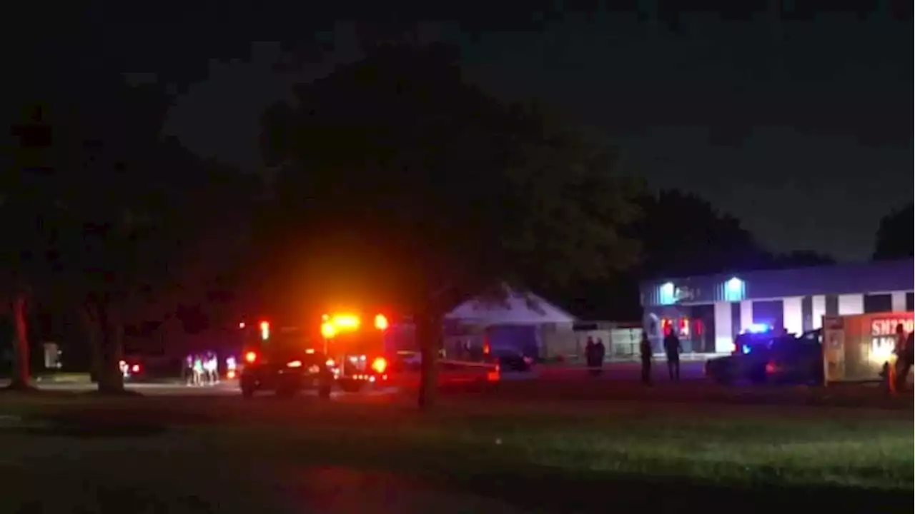 17-year-old dead, 3 injured after shooting in southwest Houston