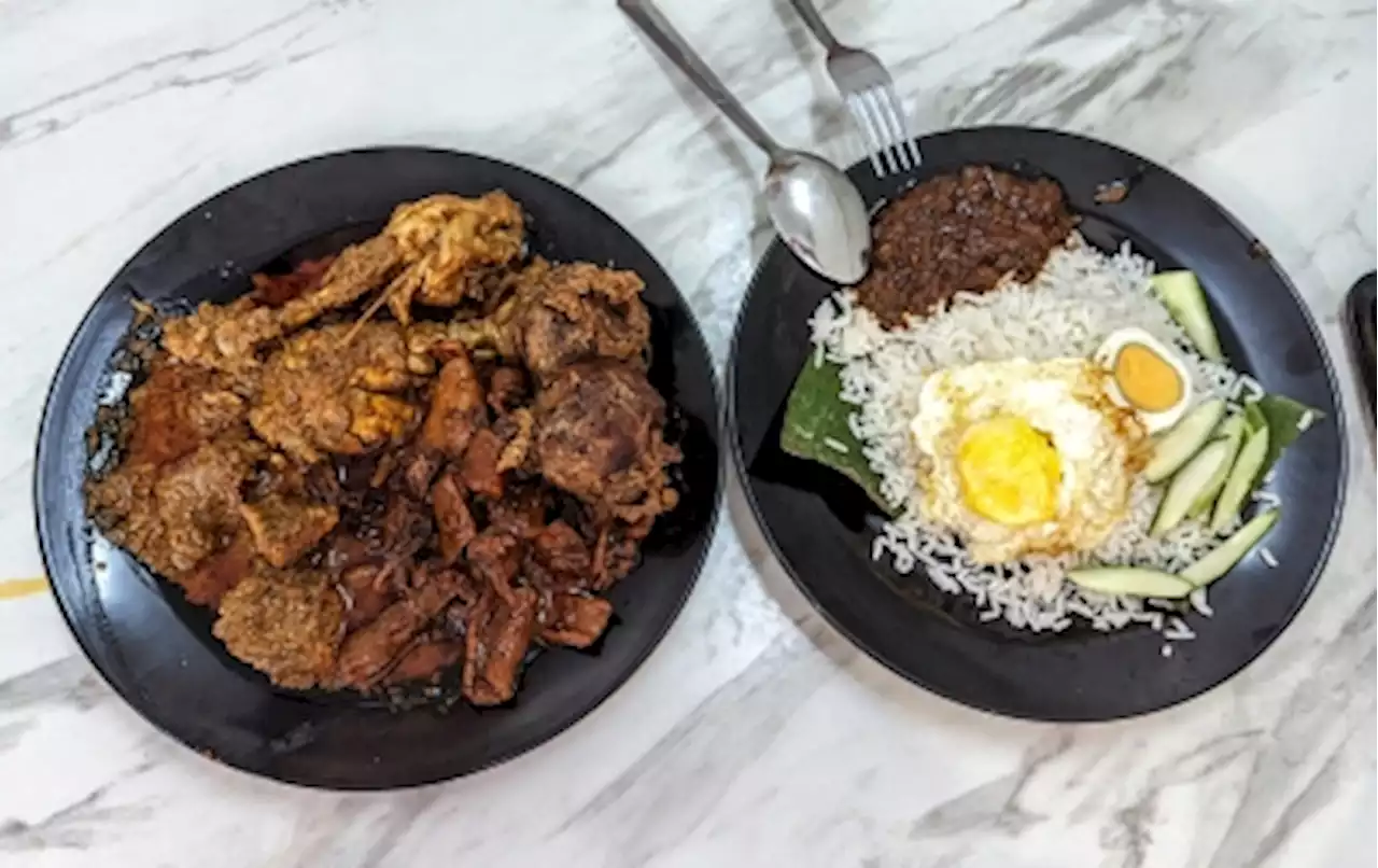 Nasi Lemak Ujang Corner in Bandar Baru Selayang is where you’ll find one of the best versions of 'nasi lemak' in town