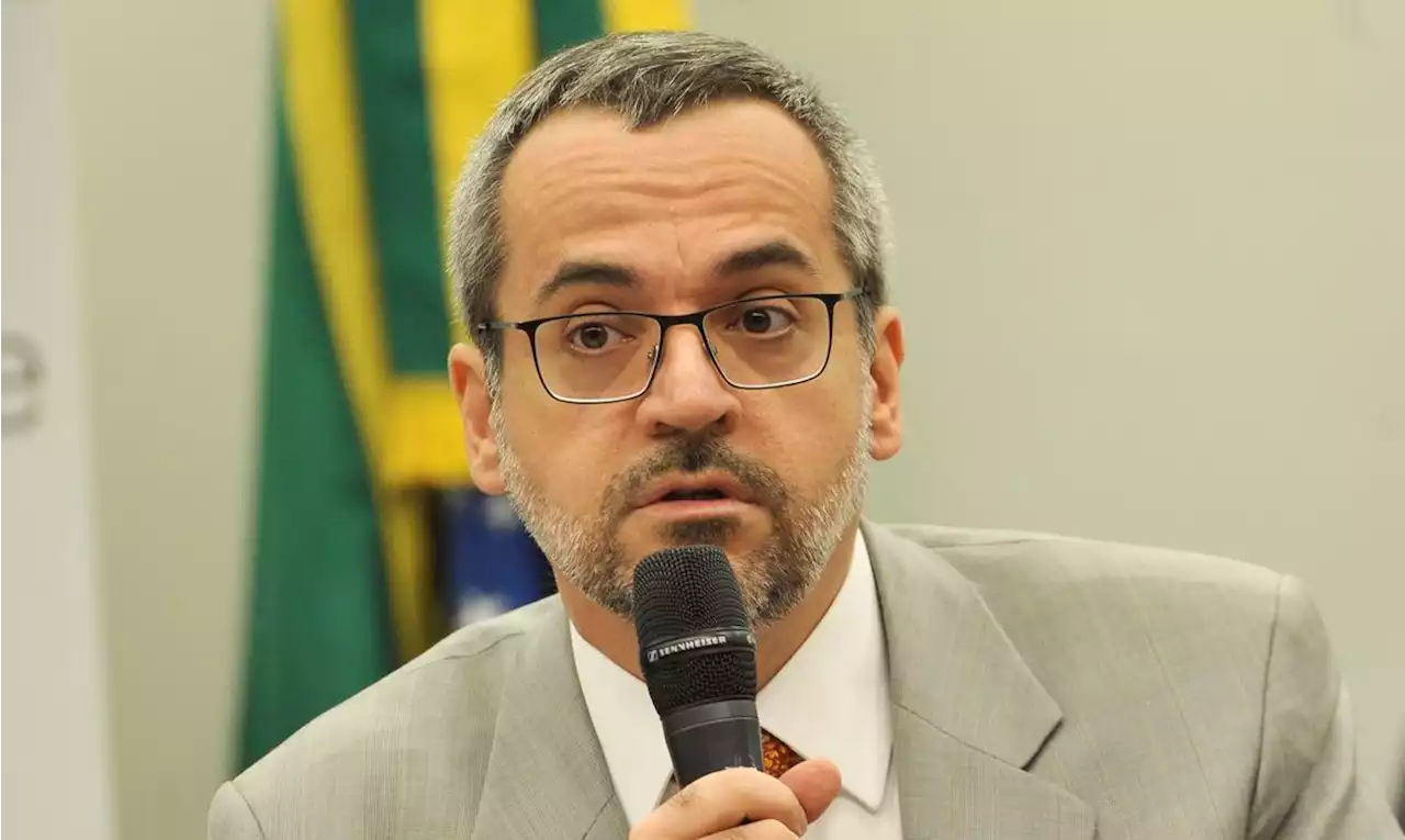 Weintraub, sobre Pix para Bolsonaro: “Pegará mais dinheiro com Valdemar?”