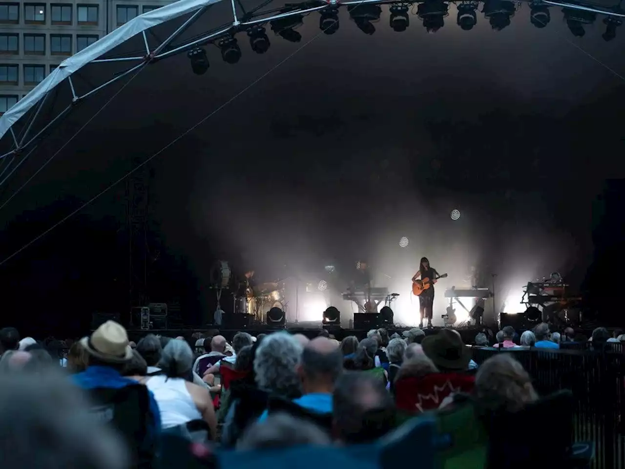 OTTAWA JAZZ FESTIVAL: Feist opens it up with poignant land acknowledgment, engaging concert