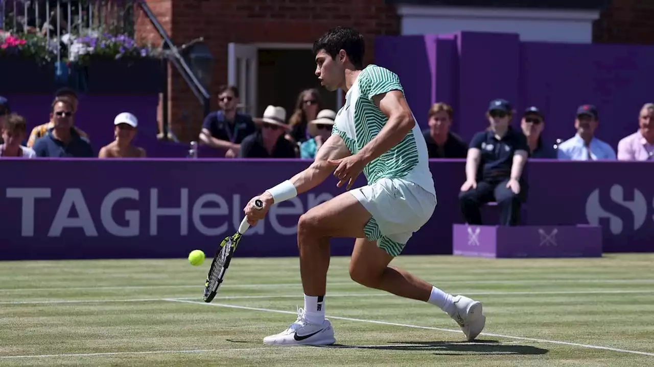 Tennis: Alcaraz remporte son premier tournoi sur gazon au Queen's et va redevenir n°1 mondial