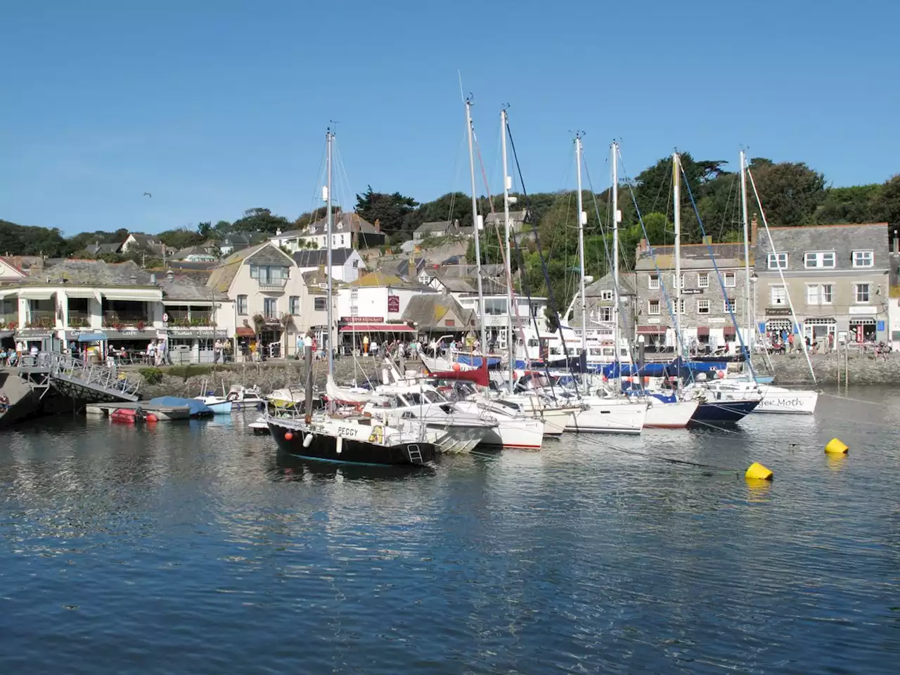 Child dies after falling from harbour wall in Padstow