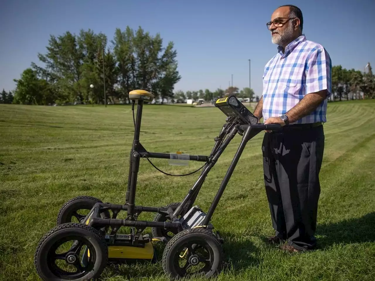 Researcher who led Cowessess unmarked graves project receives award