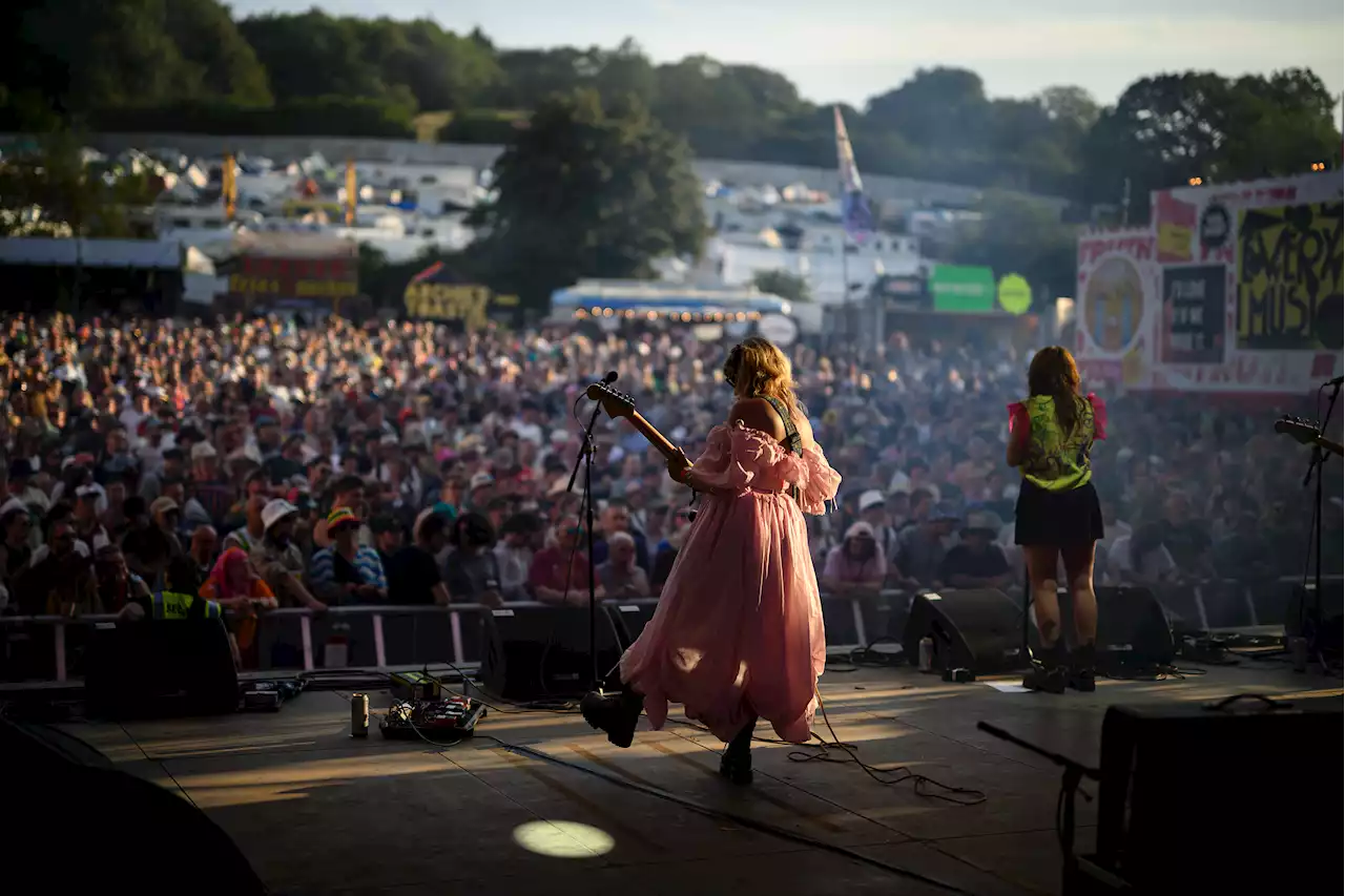 Man in his 40s dies suddenly at Glastonbury festival as cops launch probe