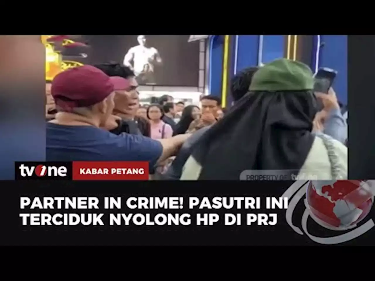 Dikerubungi Pengunjung PRJ, Pasutri Ketahuan Melakukan Aksi Pencopetan - tvOne