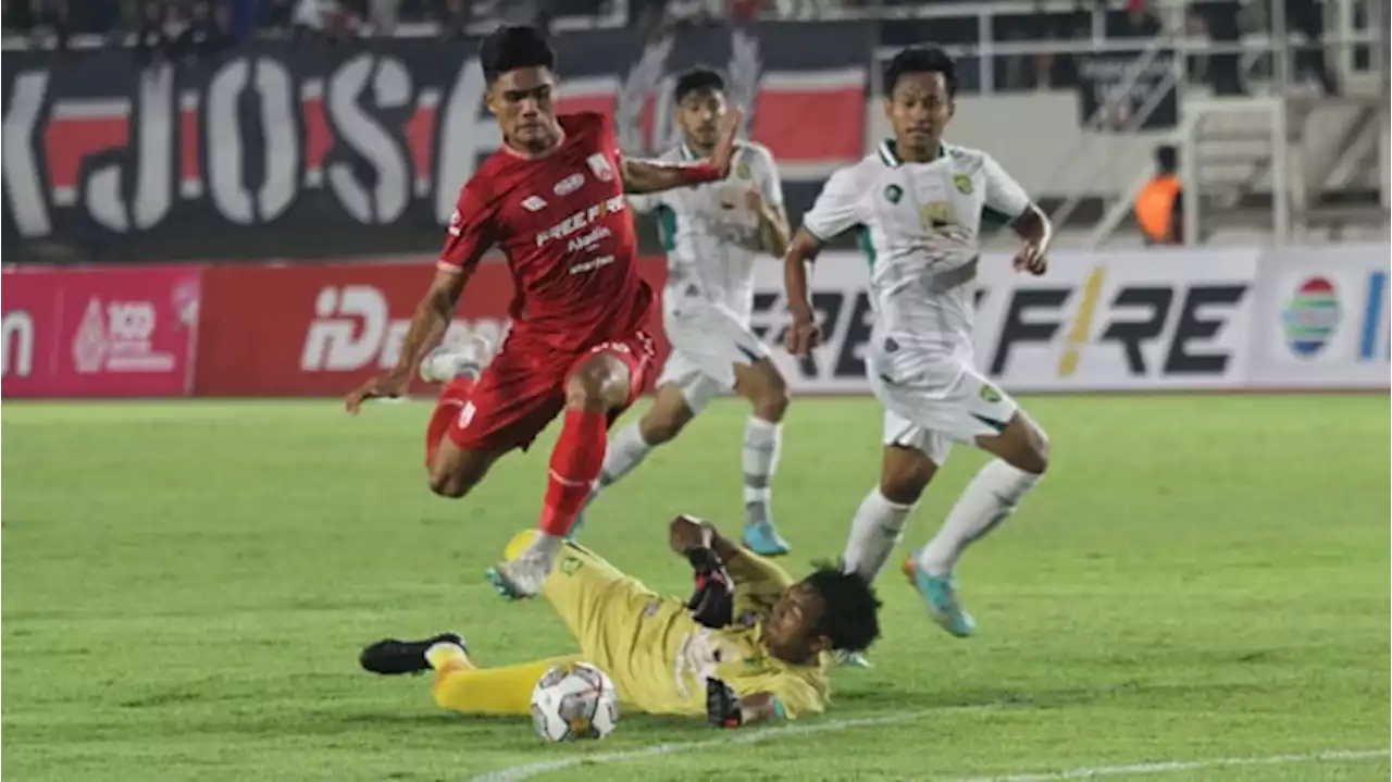 Persebaya Surabaya Pecundangi Persis Solo