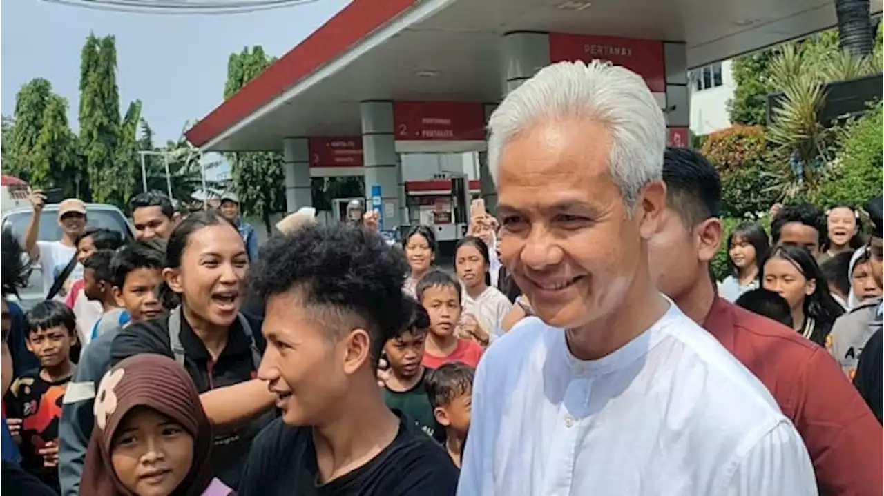 Pesan Ganjar Pranowo untuk Relawan 1000 Lawyer: Tak Boleh Sebar Hoaks dan Bawa Isu Agama