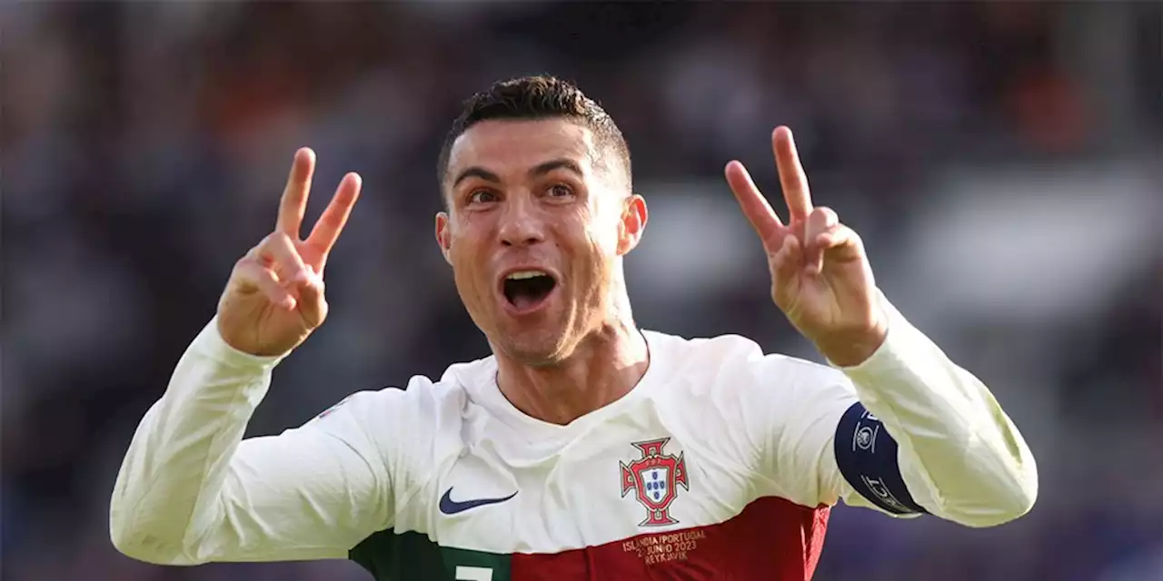 Cristiano Ronaldo Dikritik, Cristiano Ronaldo Dibela - Bola.net