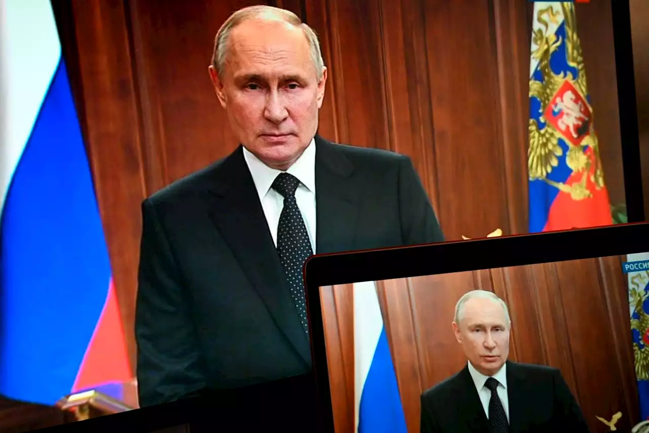 Putin’s image of total control is lost amid near-rebellion by Russian mercenary forces