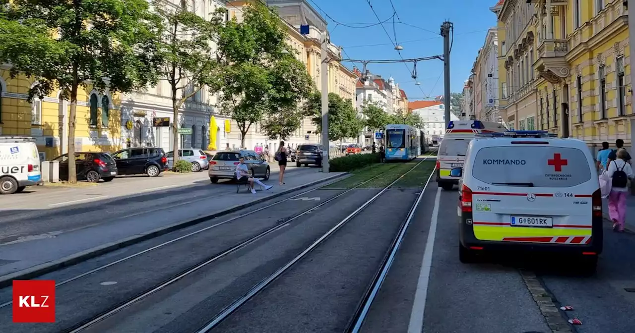 Schienenersatzverkehr - Unfall in Graz: Radfahrer gegen Straßenbahn