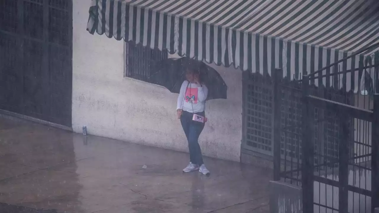 La tormenta tropical Cindy empieza a debilitarse de forma gradual en el Atlántico | Minuto30