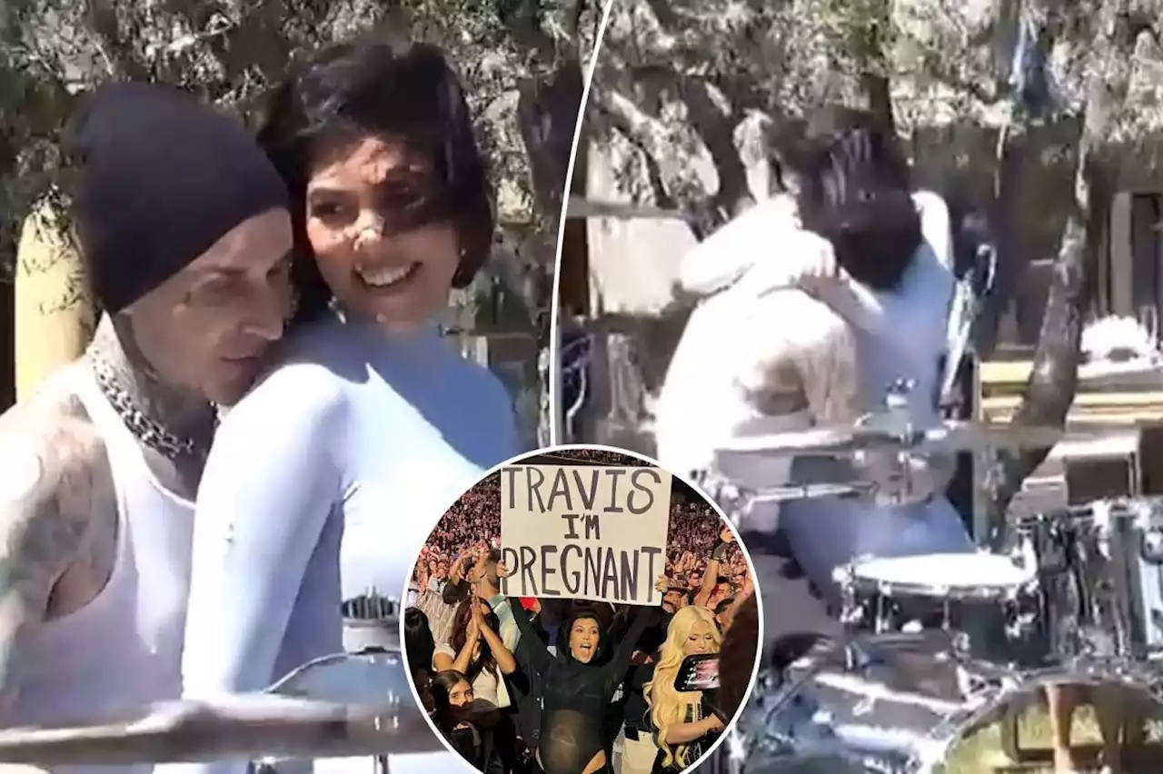 Pregnant Kourtney Kardashian and Travis Barker reveal sex of baby