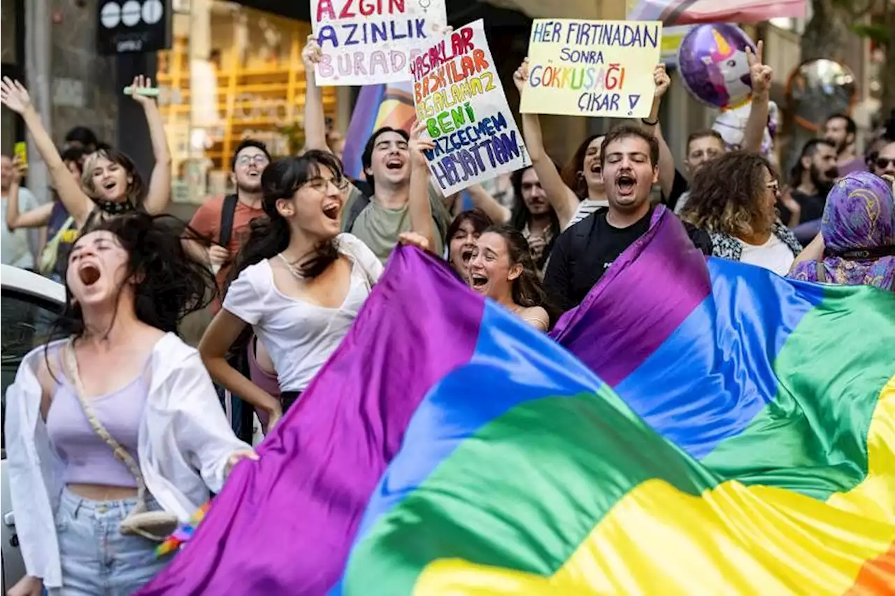 Police detain 50 after Pride march in Istanbul