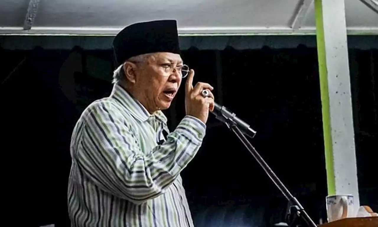 UMNO ibarat kian mengecil di tengah panas - Annuar