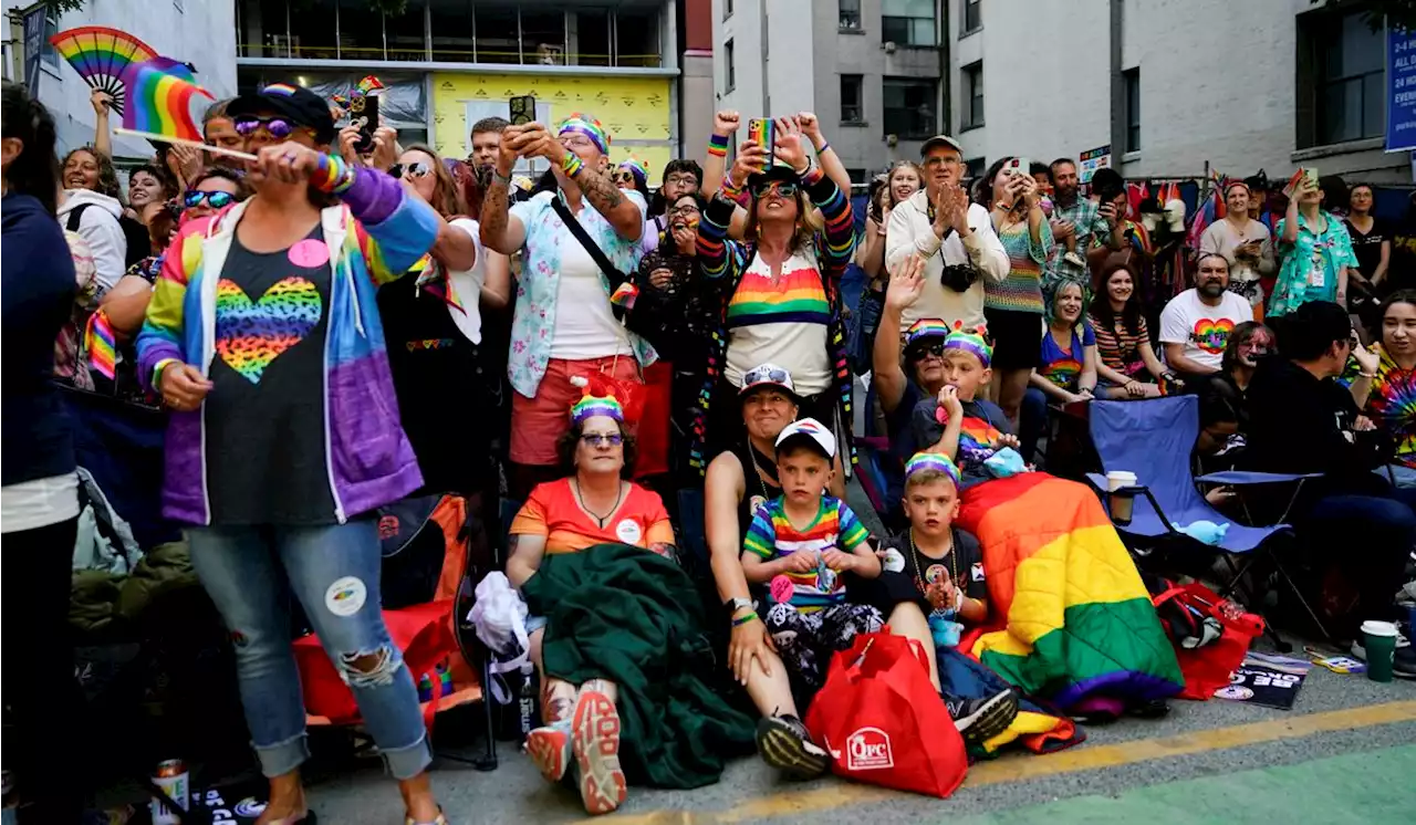 Naked men on bikes expose ‘all ages’ Seattle Pride Parade to criticism