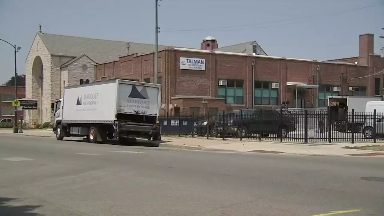 Chicago migrants: City could open as many as 5 migrant shelters, as Mayor Johnson addresses crisis