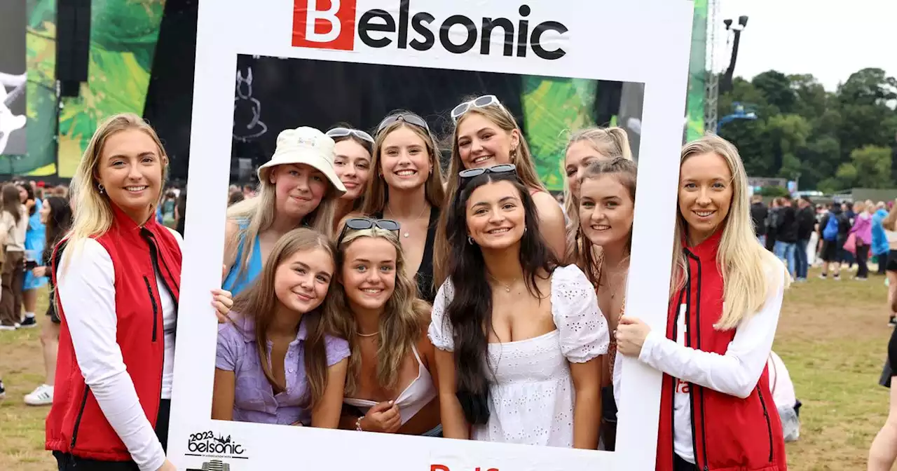 Sam Fender fans don't let rain dampen their smiles as they pose for Belfast Live