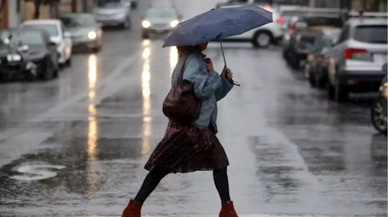 Funnel clouds, heavy rainfall possible in Toronto on Tuesday: Environment Canada