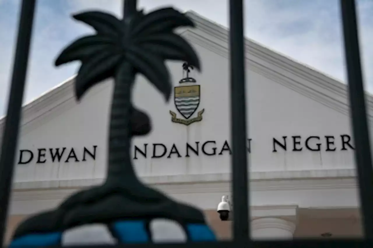 Three state assemblies to dissolve tomorrow, N. Sembilan yet to follow suit