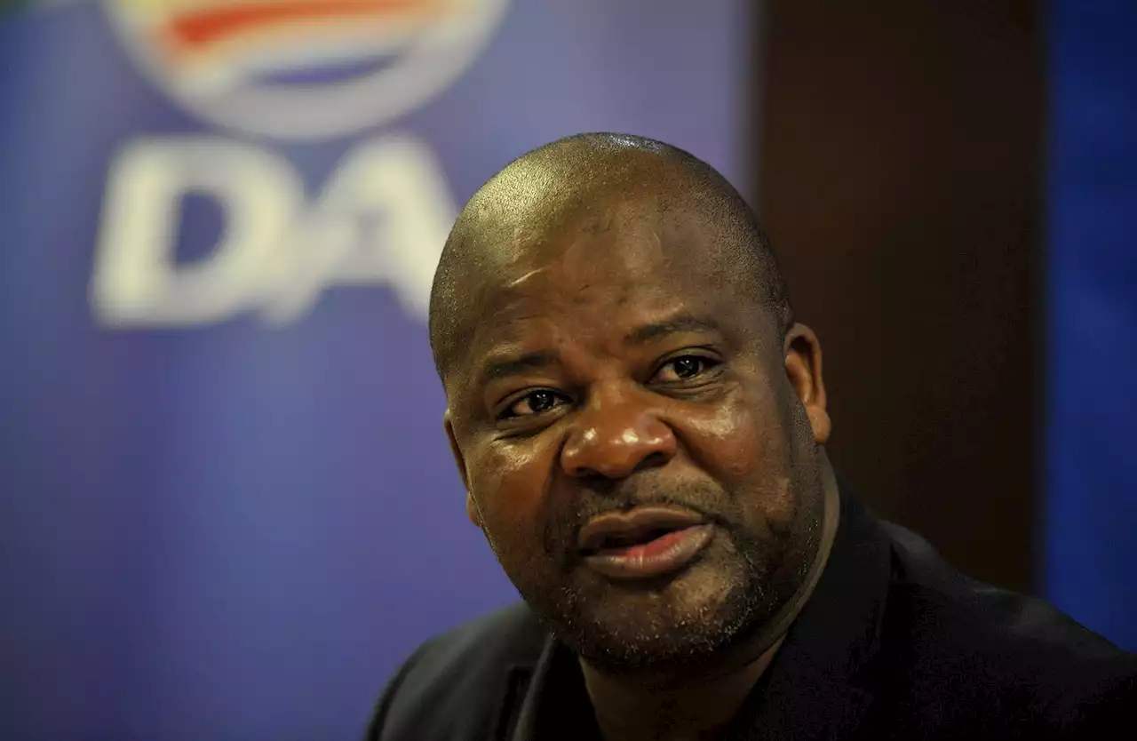 War of words as DA rejects Nqaba Bhanga claims of Zille conspiracy against him | News24