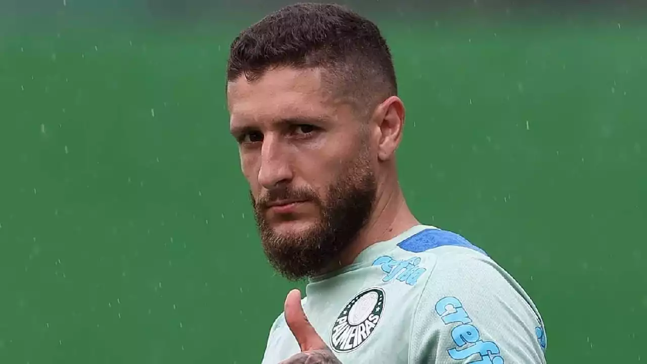 Zé Rafael sofre estiramento no joelho e vira desfalque no Palmeiras