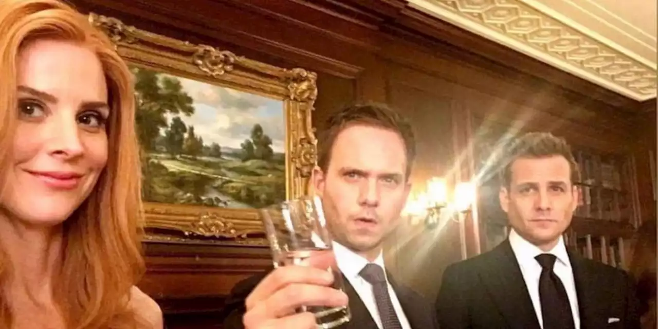 Suits Star Shares Throwback Cast Photo In Celebration Of New Netflix Success