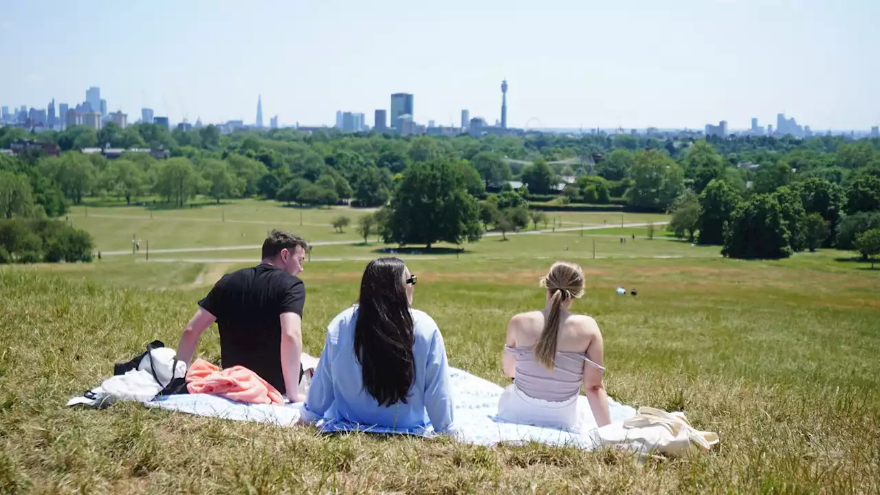 June on course to be hottest on record, Met Office says