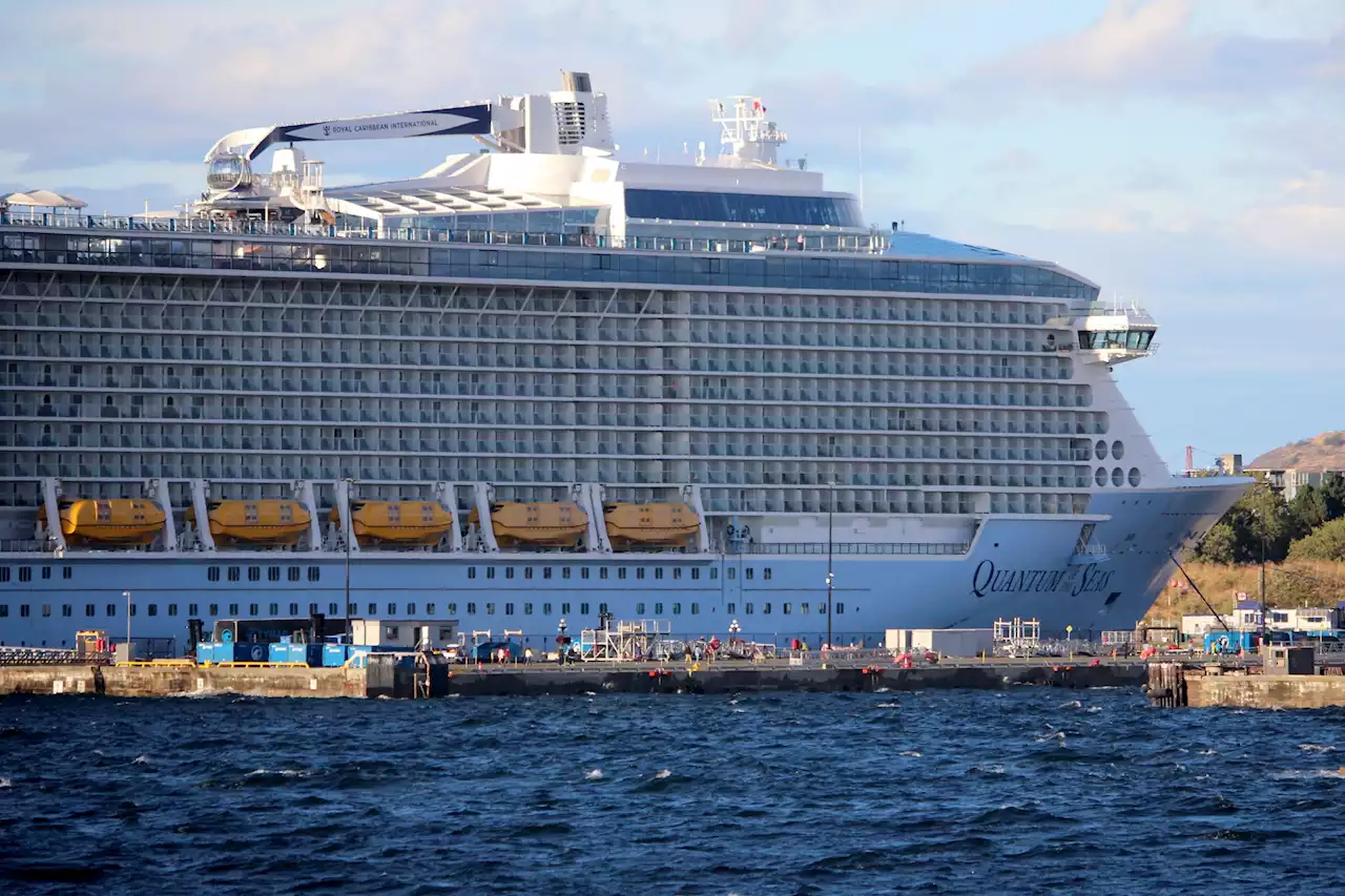 Canada's new cruise ship rules don't plug loopholes for major source of wastewater pollution