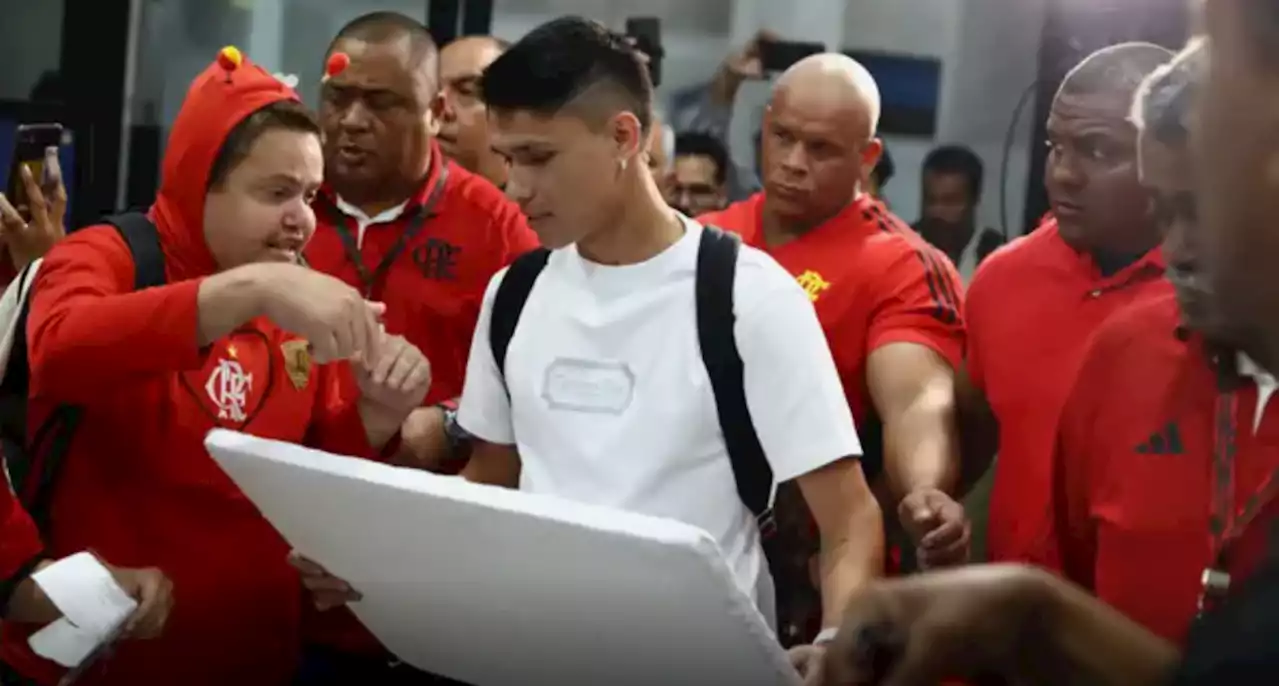 Luiz Araújo chega ao Rio e fala como reforço do Flamengo pela primeira vez