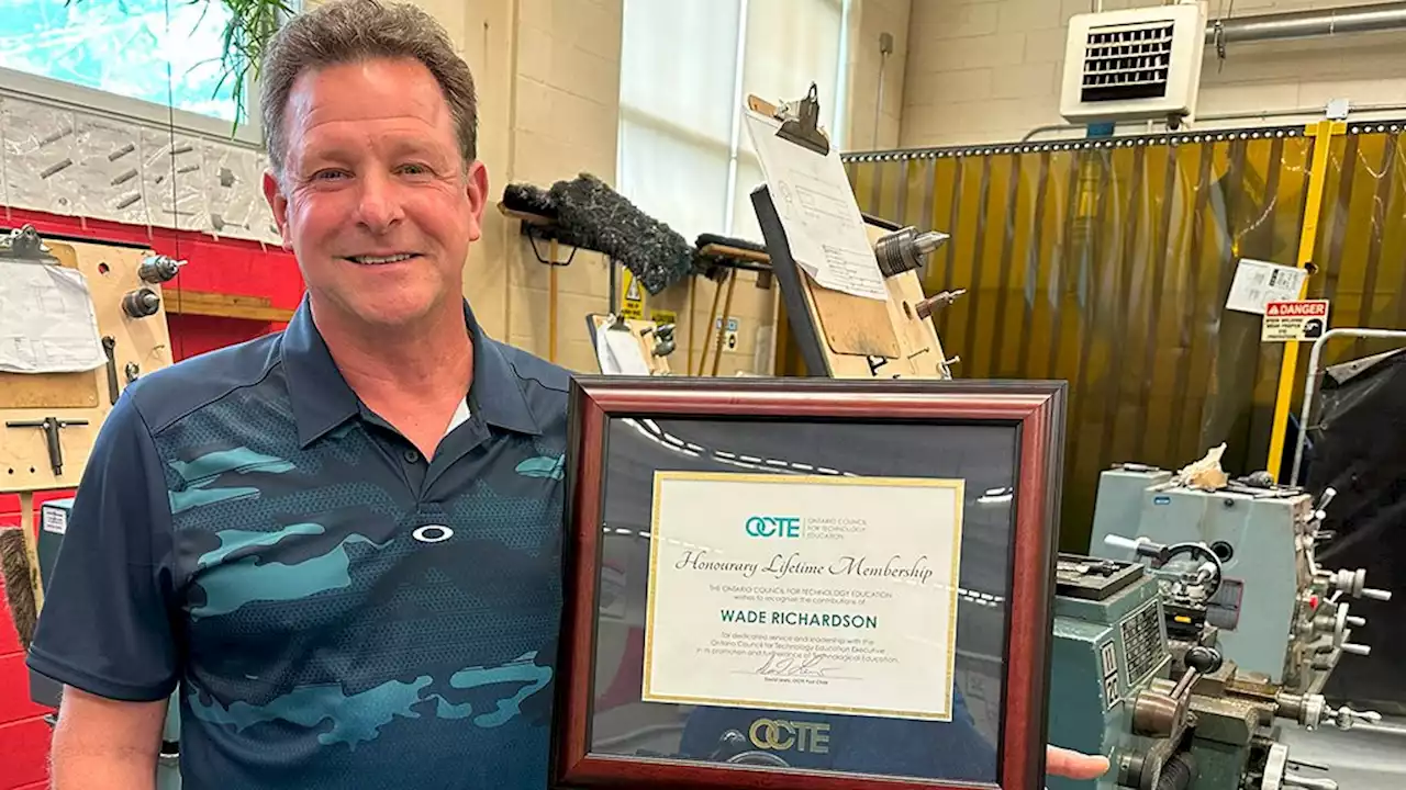 Head of the class: Richardson wins OCTE award - constructconnect.com - Daily Commercial News