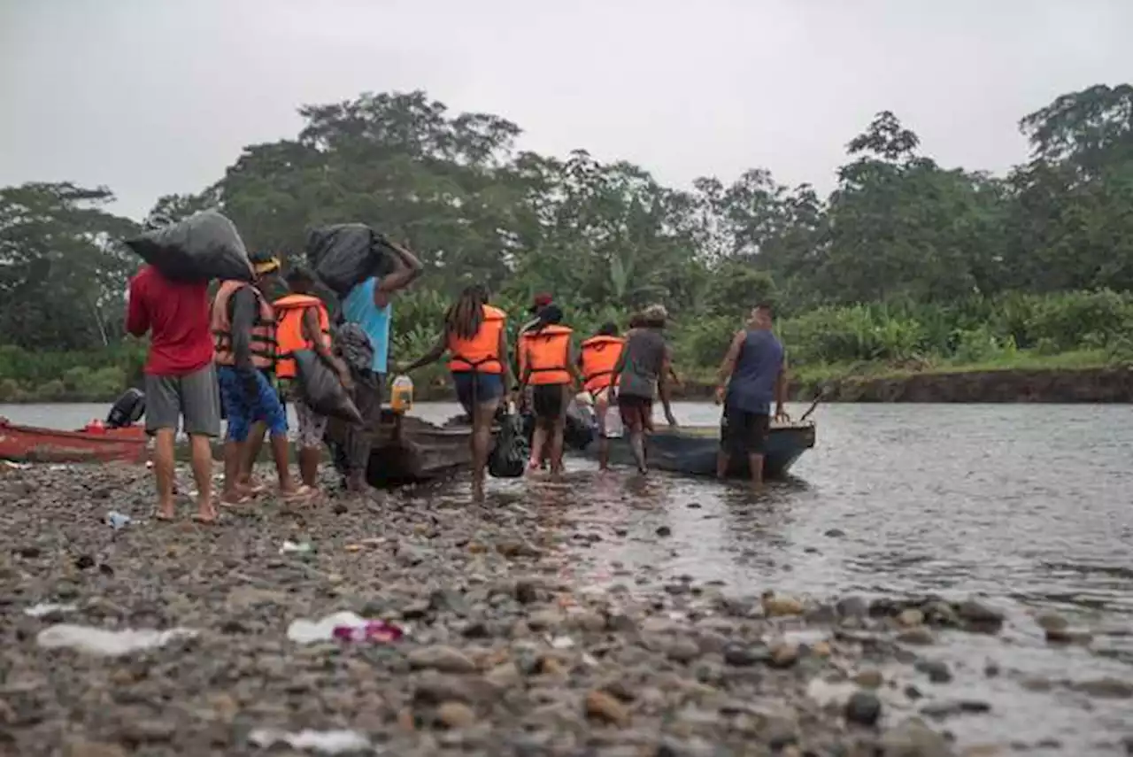 “Del otro lado”: fotografías que dan cuenta de la experiencia de los migrantes