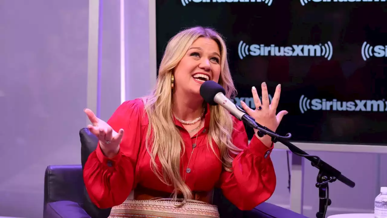 Kelly Clarkson Shades Celebs That Were Rude to Her After 'Idol' Win